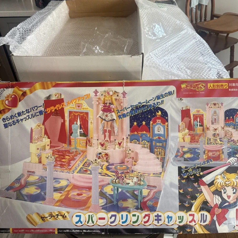 Sailor moon Sailor Team‎ Sparkling Castle doll house with box